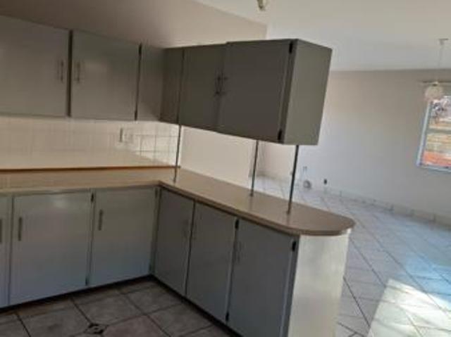 Townhouse for rent in Bethlehem, Dihlabeng Local Municipality