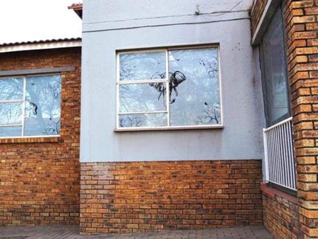 Townhouse for rent in Westonaria, Gauteng