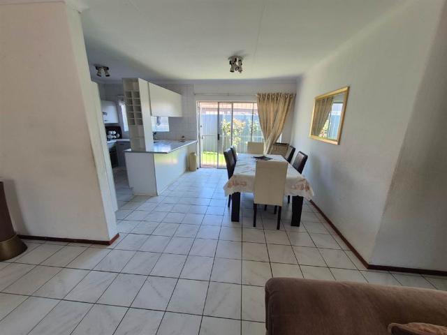 Townhouse for sale in Ekurhuleni, Gauteng