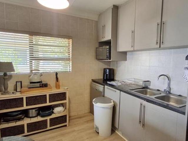 Townhouse for sale in Margate, Hibiscus Coast Local Municipality