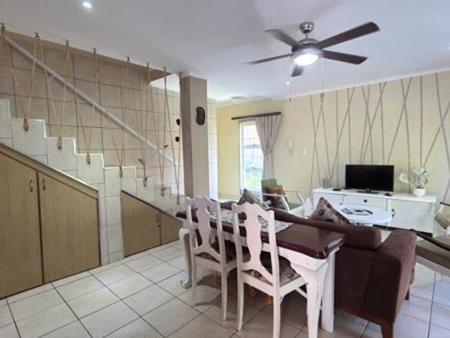 Townhouse for sale in Ugu District Municipality, Kwazulu-natal