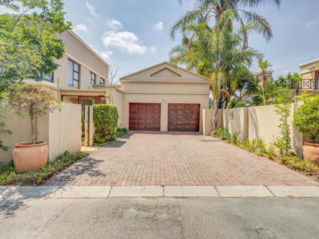 Townhouse for rent in Vosloorus, Gauteng