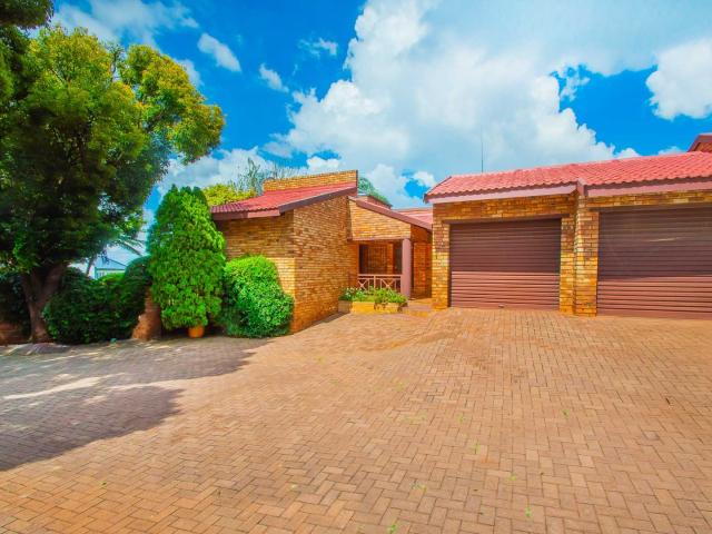 Townhouse for sale in Kagiso, Gauteng