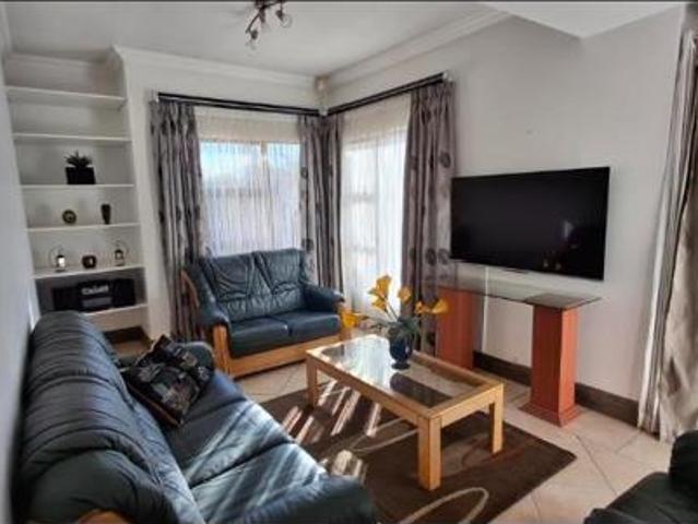 Townhouse for rent in Centurion, Gauteng
