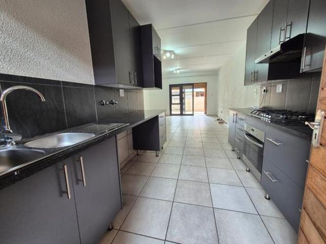 Townhouse for rent in Ekurhuleni, Gauteng
