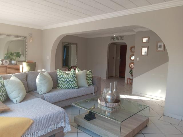 Townhouse for sale in Vosloorus, Gauteng