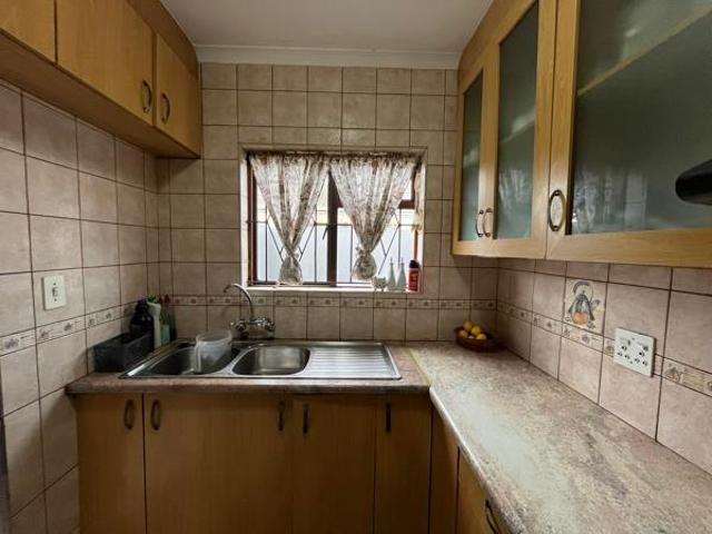 Townhouse for rent in Cape Town, Western Cape