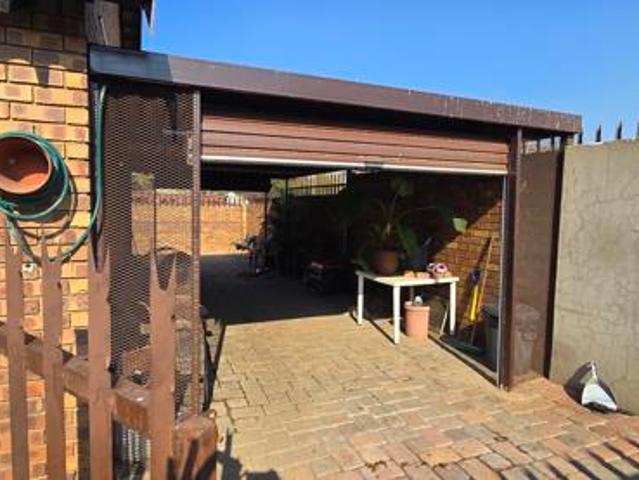 Townhouse for sale in Witbank, Mpumalanga