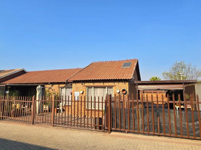 Townhouse for sale in Witbank, Mpumalanga