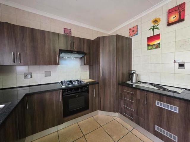 Townhouse for sale in eMalahleni, Emalahleni Local Municipality