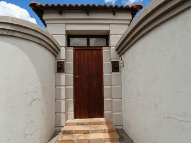 Townhouse for sale in Lejweleputswa, Free State