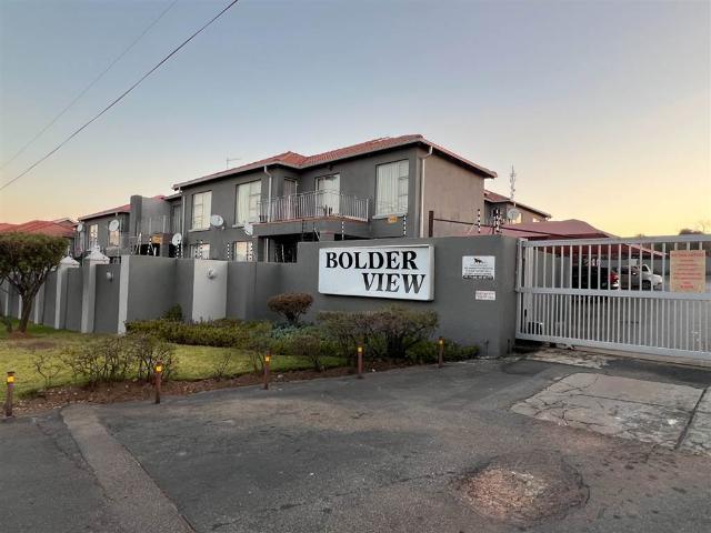 Townhouse for sale in Ekurhuleni, Gauteng