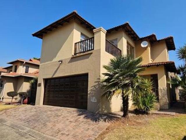 Townhouse for sale in Midvaal, Gauteng