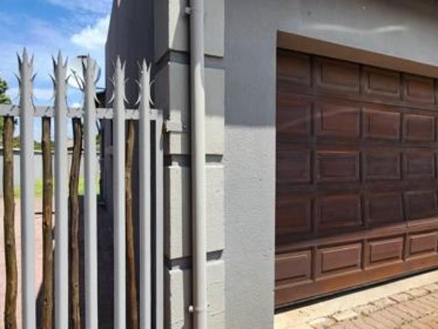 Townhouse for sale in Midvaal, Gauteng