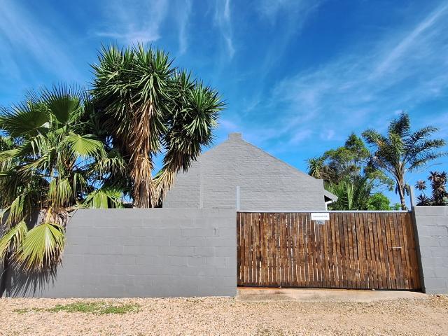 Townhouse for sale in Riversdale, Western Cape