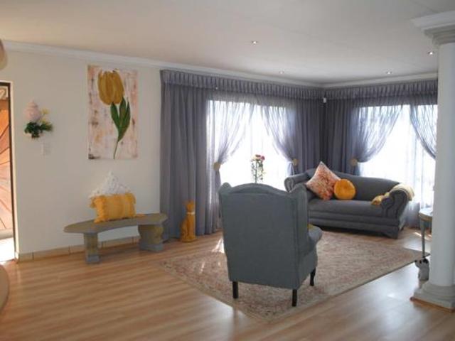Townhouse for sale in Midvaal, Gauteng