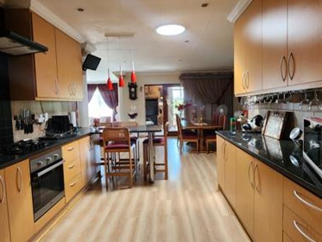 Townhouse for sale in Midvaal, Gauteng