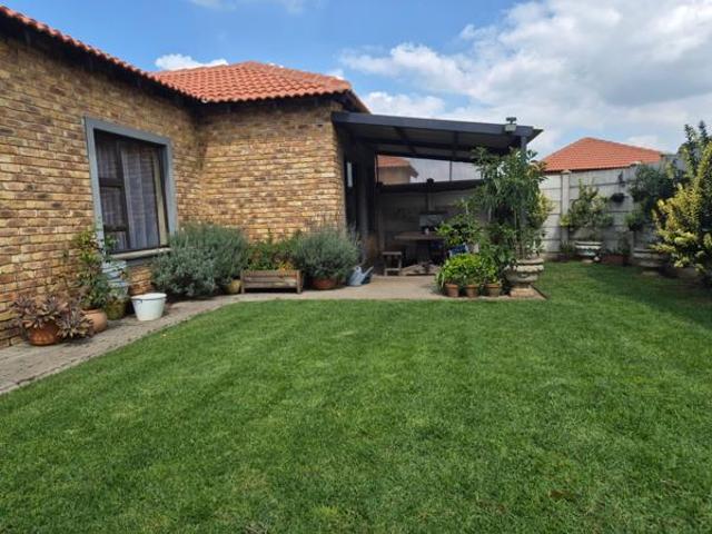 Townhouse for sale in Midvaal, Gauteng