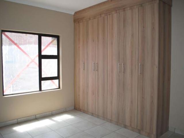 Townhouse for rent in Midvaal, Gauteng