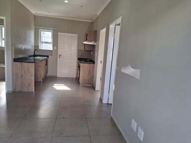 Townhouse for rent in Vanderbijlpark, Emfuleni Local Municipality