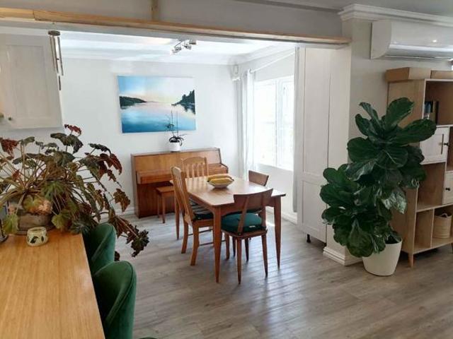 Townhouse for sale in Cape Town, Western Cape