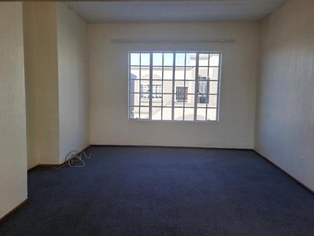 Townhouse for rent in West Rand Garden estates, Westonaria Local Municipality