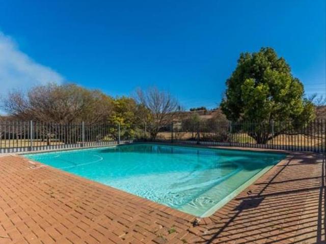 Townhouse for sale in Westonaria, Gauteng