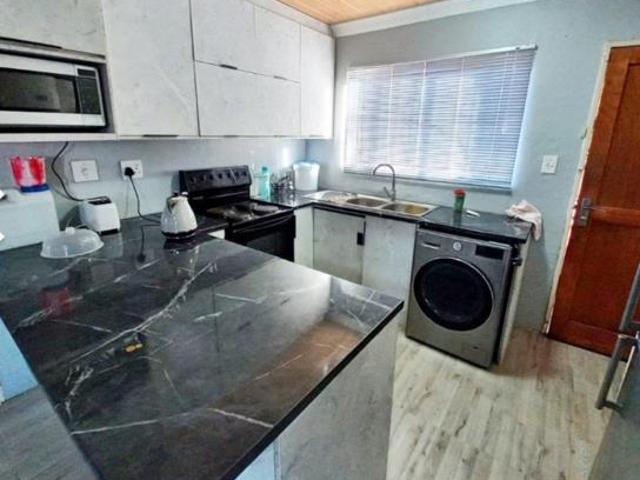 Townhouse for sale in Bloemfontein, Free State