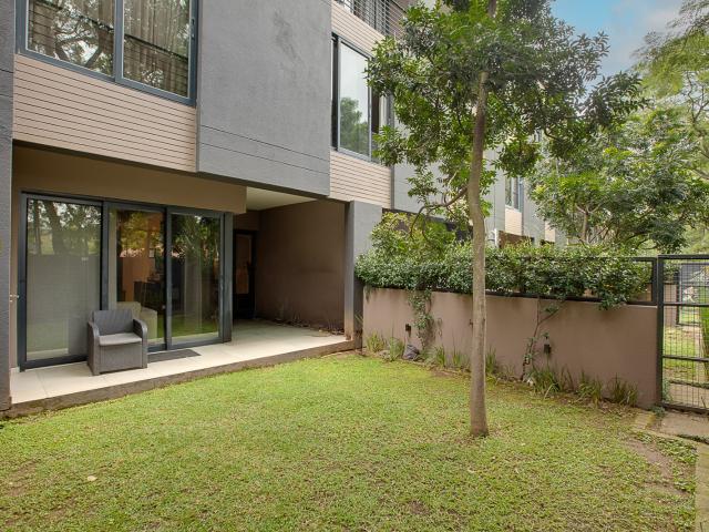 Townhouse for sale in Vosloorus, Gauteng