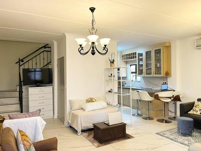 Townhouse for rent in Cape Town, Western Cape