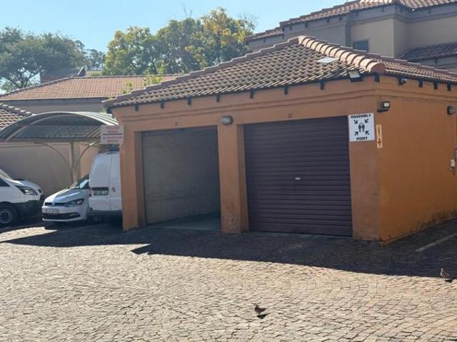 Townhouse for sale in Tlhabane, North West