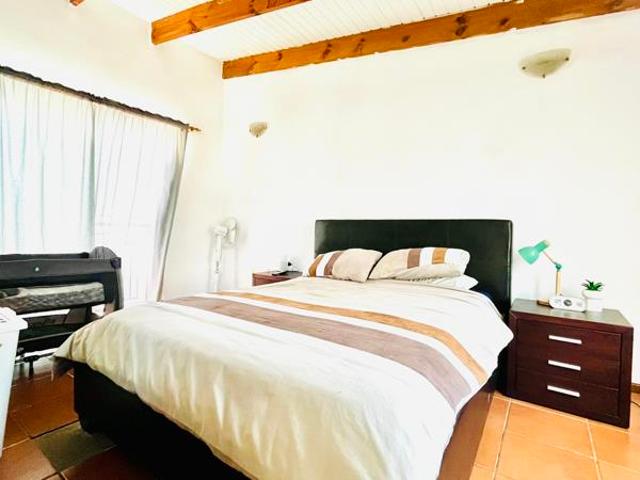 Townhouse for rent in Cape Town, Western Cape