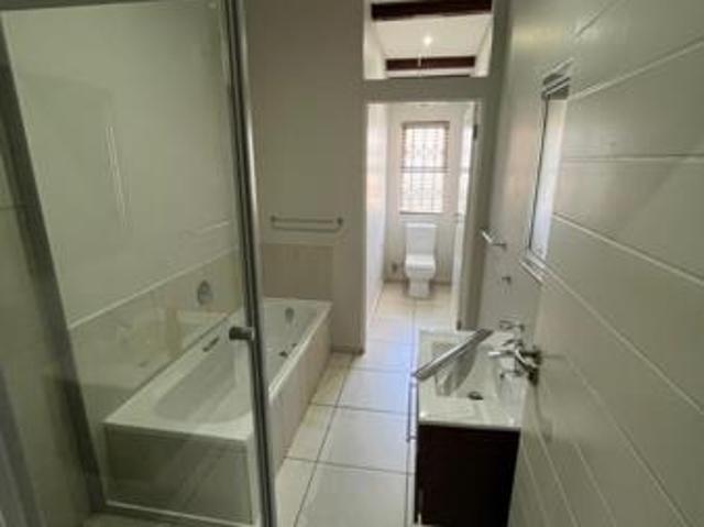 Townhouse for rent in Ekurhuleni, Gauteng