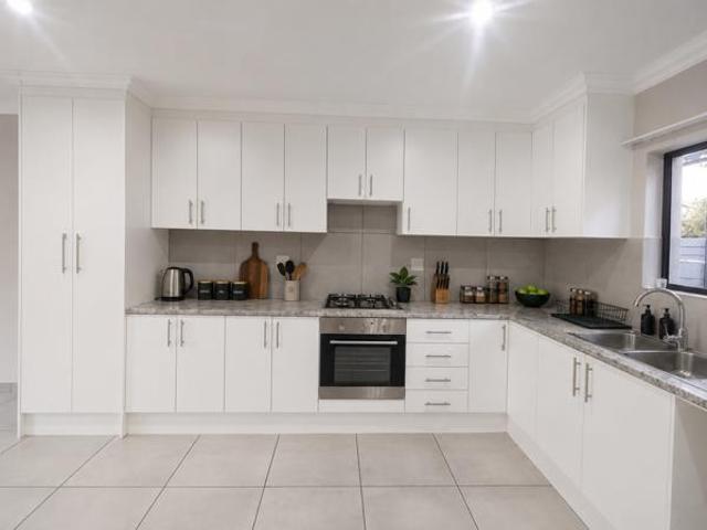 Townhouse for rent in Ekurhuleni, Gauteng