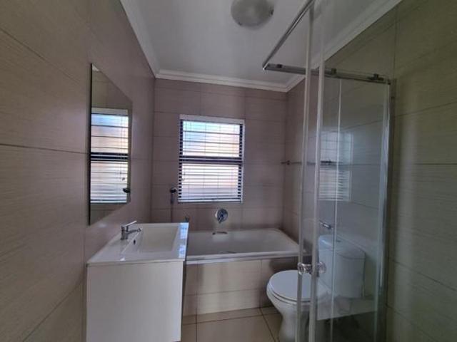Townhouse for rent in Ekurhuleni, Gauteng