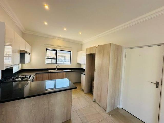 Townhouse for rent in Ekurhuleni, Gauteng