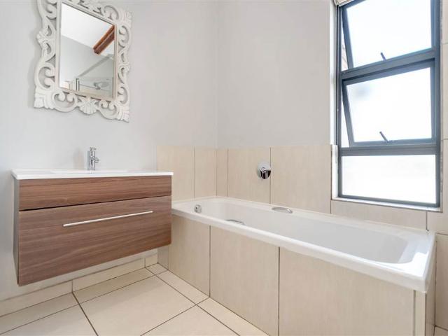 Townhouse for sale in Ekurhuleni, Gauteng