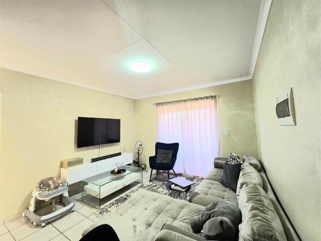 Townhouse for sale in Ekurhuleni, Gauteng