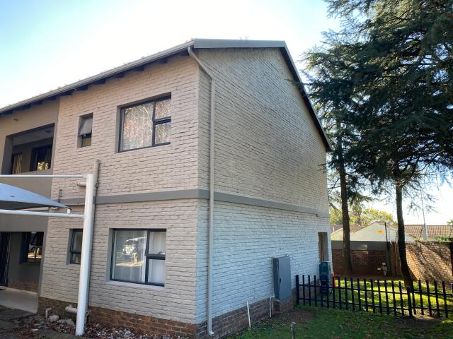 Townhouse for sale in Ekurhuleni, Gauteng