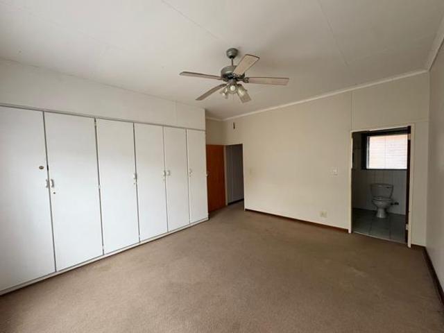 Townhouse for sale in Tlhabane, North West