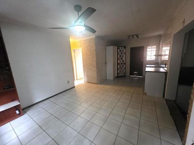 Townhouse for sale in Tlhabane, North West