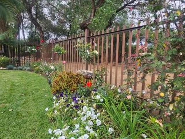 Townhouse for sale in Tlhabane, North West