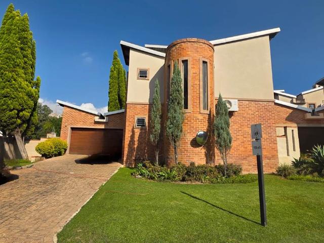 Townhouse for sale in Tlhabane, North West