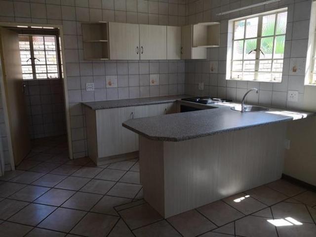 Townhouse for rent in Tlhabane, North West