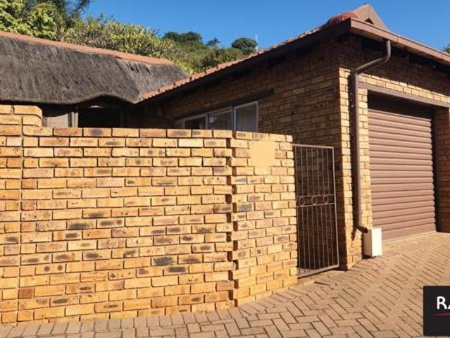 Townhouse for sale in Tlhabane, North West