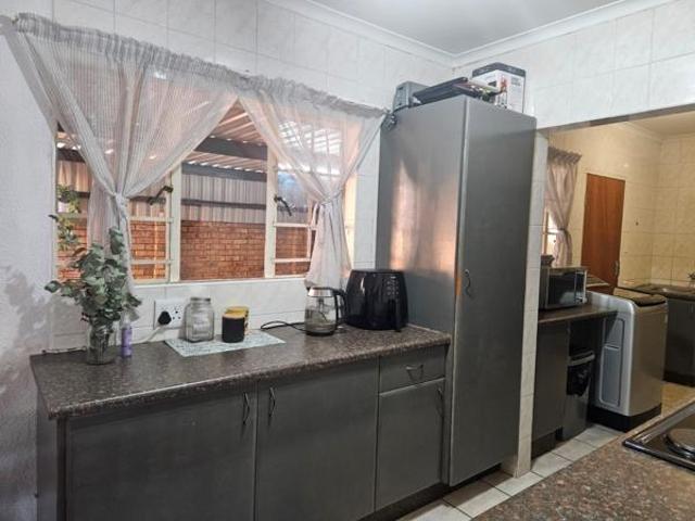 Townhouse for sale in Tlhabane, North West