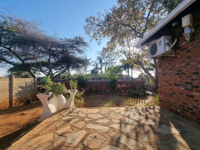Townhouse for rent in Tlhabane, North West