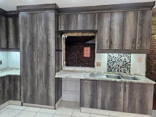 Townhouse for sale in Tlhabane, North West