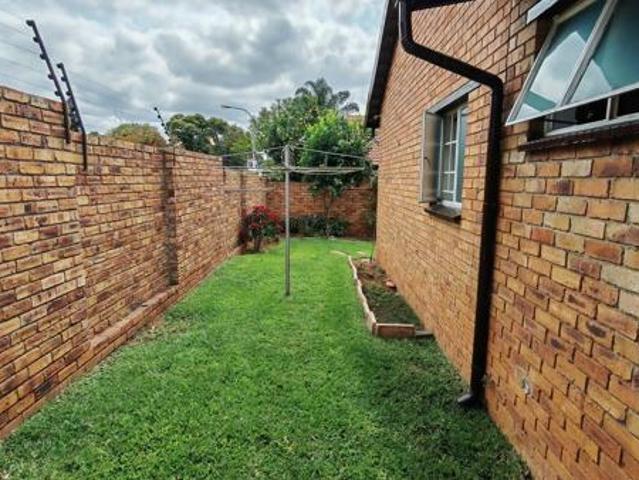 Townhouse for sale in Tlhabane, North West