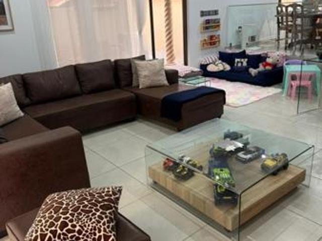 Townhouse for sale in Tlhabane, North West